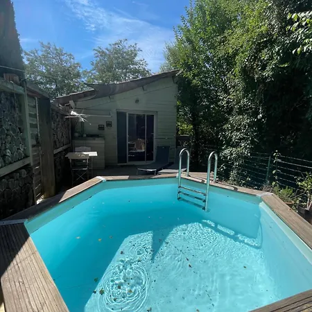 Casa de Férias Cosy Avec Piscine Privative Semi-enterree